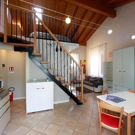 4 Borgo Di Garda * Lonato del Garda